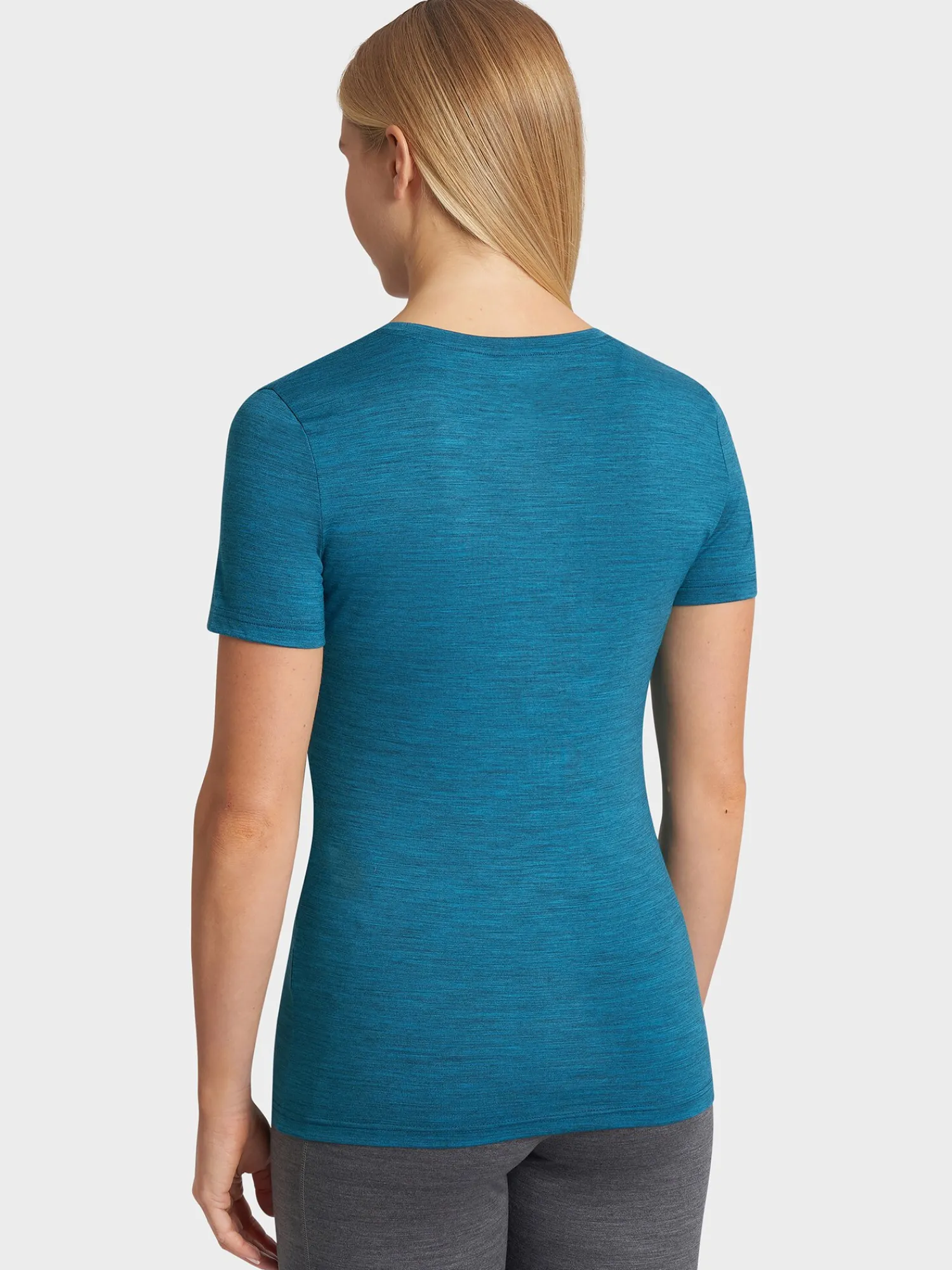 Sale Rewoolution CHERRY - t-shirt in merino jersey 140 gr per donna in colore blu