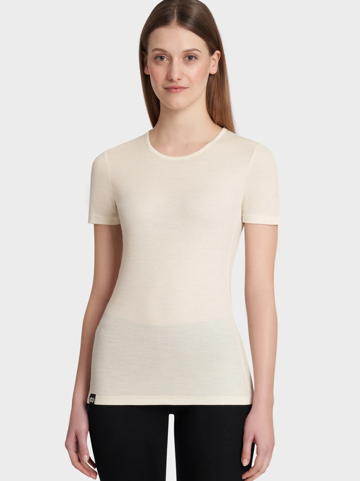 Fashion Rewoolution SKIN - t-shirt in merino mesh 180 gr per donna in colore bianco