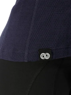 Sale Rewoolution SKIN - t-shirt in merino mesh 180 gr  per donna in colore blu